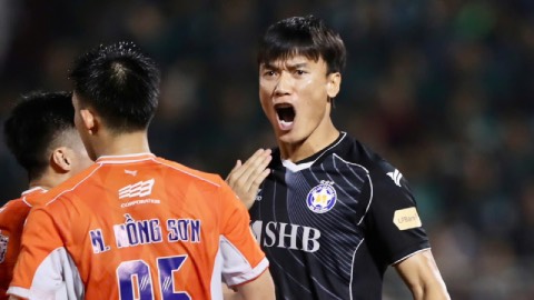  Bùi Tiến Dũng tăng gần 1 tỷ đồng trên 'chợ chuyển nhượng' quốc tế 